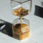 تصویر: قلک زندگی را با سکه های طلایی زمان پر کنید! (سه تکنیک مدیریت زمان)